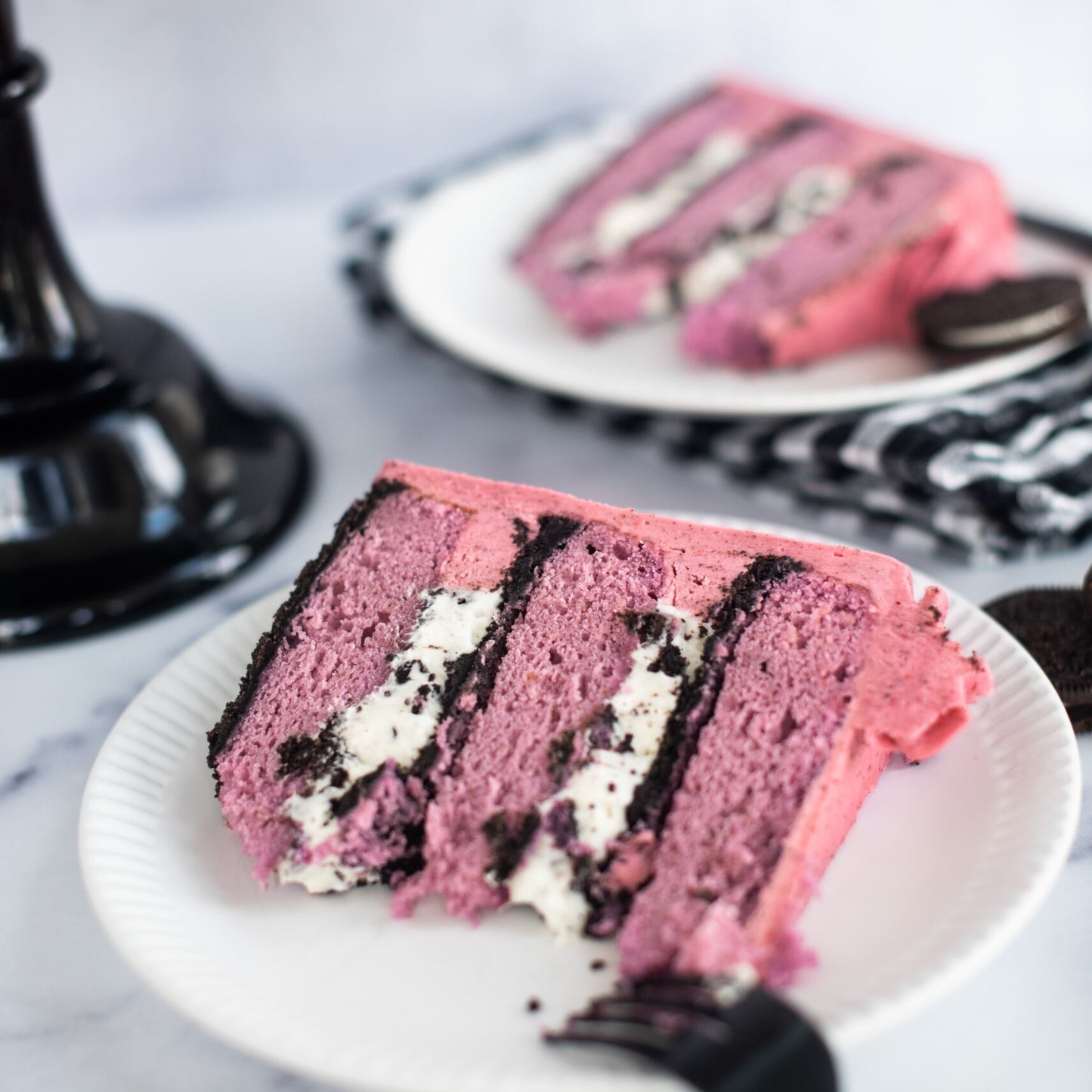 Raspberry Oreo Cake