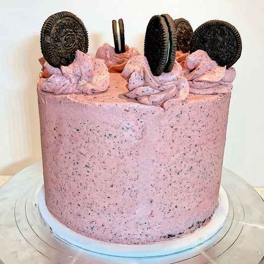 Raspberry Oreo Cake