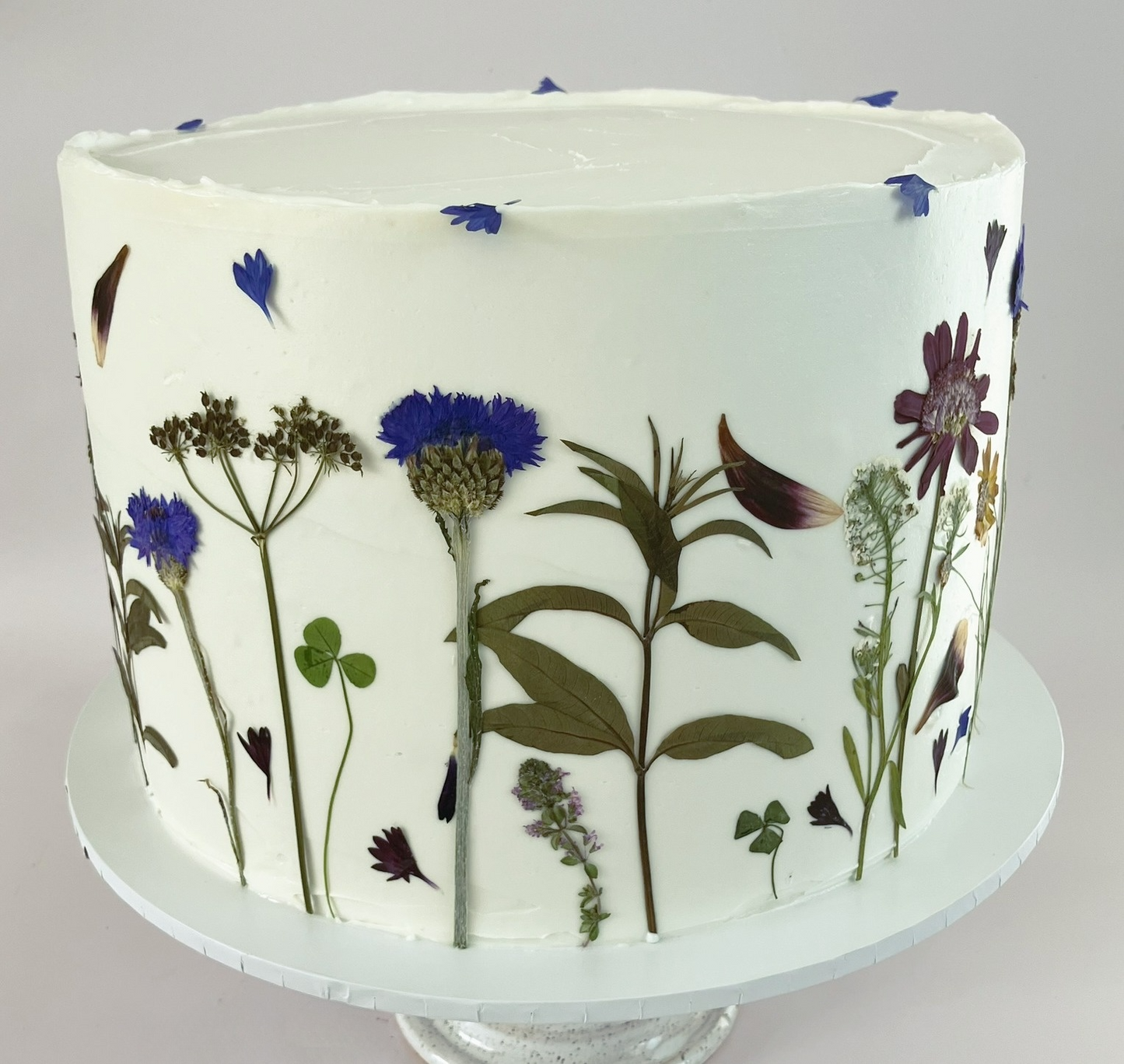 The Pressed Flower Cake