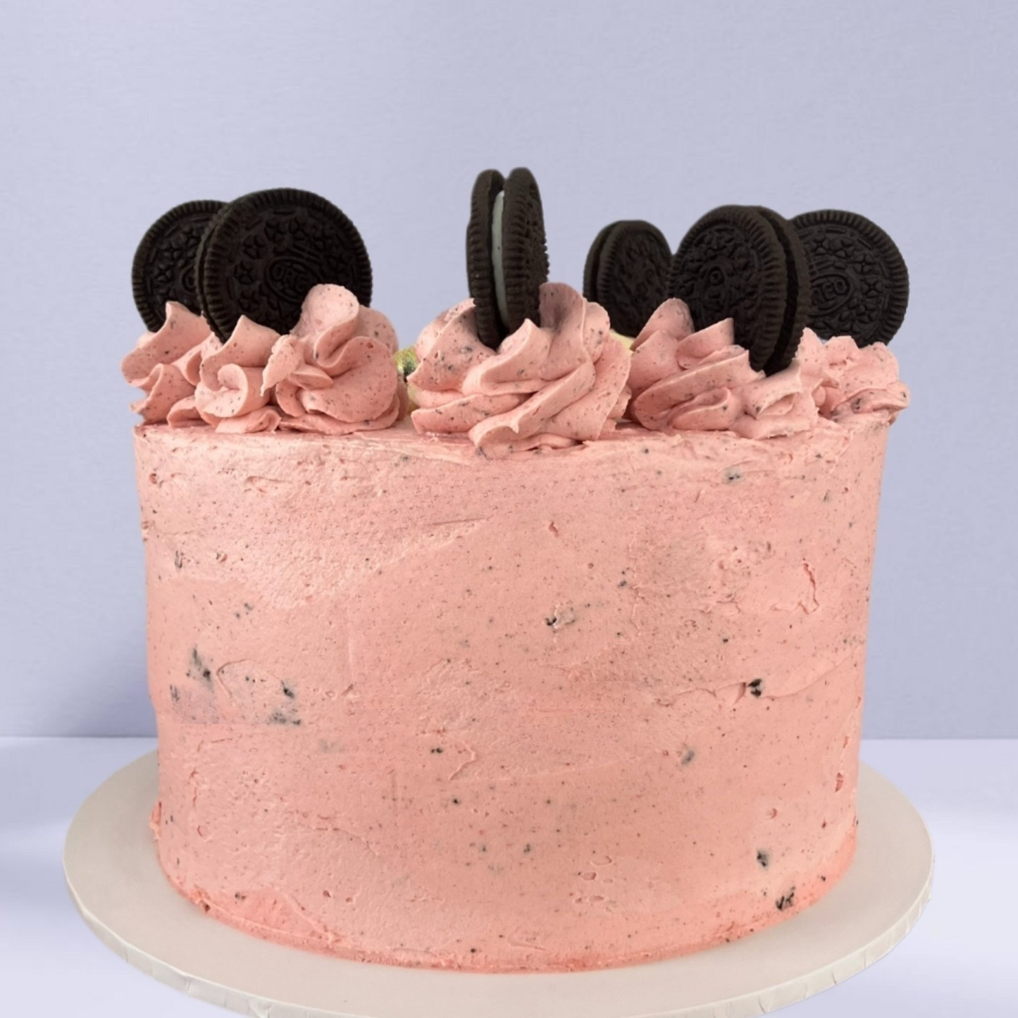 Raspberry Oreo Cake